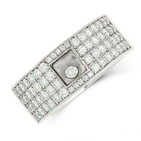 A HAPPY DIAMOND RING, CHOPARD in 18ct white gold, set