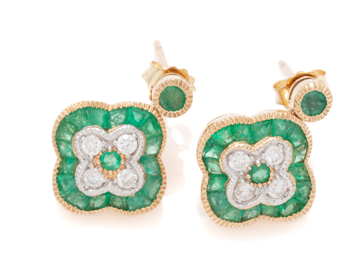 A PAIR OF 9CT GOLD EMERALD AND DIAMOND STUD EARRINGS;...