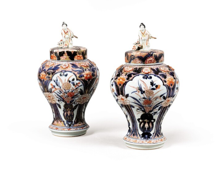 A pair of Imari baluster vases and covers, Japan, Edo period, 18th century