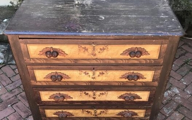 Antique 19th C American Victorian Chest of Drawers
