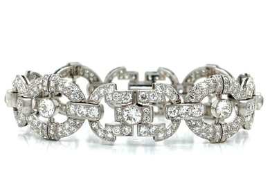 Art Deco Platinum 15.50 Ct. Diamond Bracelet