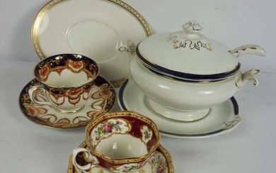 Assorted ceramics, including a Spode ‘Golden Bracelet’ creamware part dinner service, and Royal