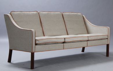 Automatically generated translation (Google Translate): Børge Mogensen 1914-1972. Detached three-person. sofa, upholstered in light canvas,...