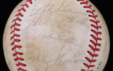 Baseball Hall of Famers & Legends OAL Baseball Signed By (17) with Mickey Mantle, Willie Mays, Hoyt Wilhelm, Phil Rizzuto (Beckett)