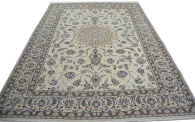 Beautiful hand-knotted Persian Nain wool with silk new - Carpet - 341 cm - 248 cm