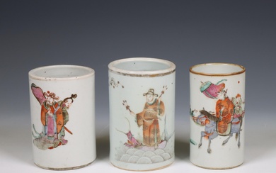 China, three famille rose porcelain brush pots, 19th/ 20th century