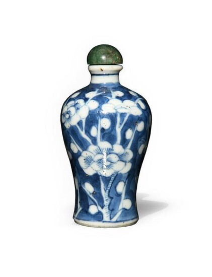 Chinese Blue and White Meiping Snuff Bottle