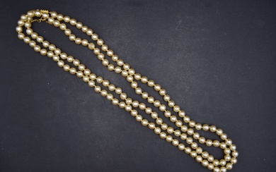 Collier de perles fantaisies fermoir en métal... - Lot 171 - Rossini