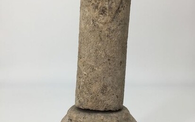 Column - Romanesque - Limestone - 12th century