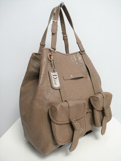 "Dior" Tote bag in dove gray leather