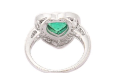 Emerald Diamond Heart Shape Wedding Ring in 18kt Solid White Gold