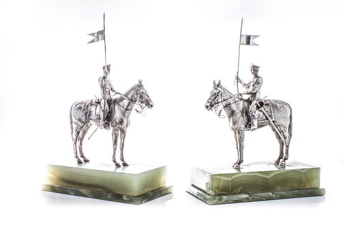 Figurine(s) (2) - .925 silver - Asprey & Co - U.K. - 1977