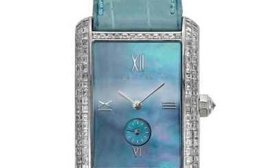 GRAFF DIAMOND AND MOTHER-OF-PEARL WATCH
