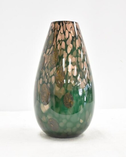 GREEN MURANO SPECKLED ART GLASS VASE