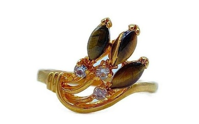 Glorious 3 Stone Abstract Setting Tiger Eye and Yellow Gold Ring