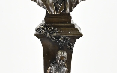 Large bronze statue. Title: Souvenir Agounod. Girl with flower + bust gentleman. Signed Pierre Oge....