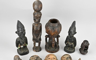 Lot African masks/statues (10x)
