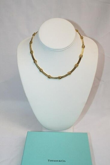 MAGNIFICENT 18K GOLD TIFFANY & CO NECKLACE WITH BAG & BOX