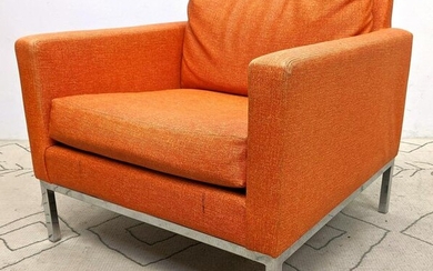 MONARCH FURNITURE Lounge Chair. Florence Knoll Style.