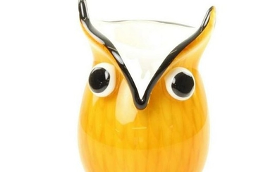 Modern glass vase in the shape of an owl