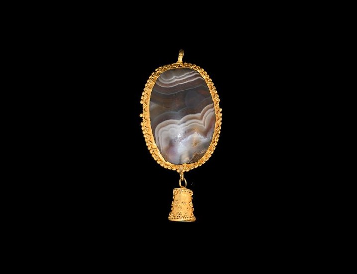 Parthian Gold and Agate Pendant