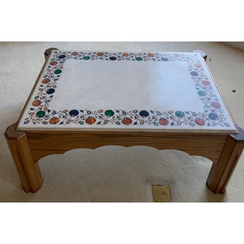 Pietra Dura coffee table. 99 x 69 x 39cms h.