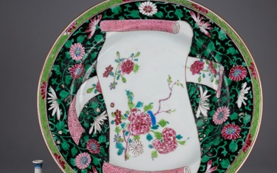 Plate - Rare Famille Noir Plate - Two Crossed Open Scrolls with Peony, Chrysanthemum - Porcelain