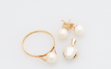 RING, EARRING, PENDANT, with pearls, 4 pieces, gold, 18K, total weight 3,36 grams.