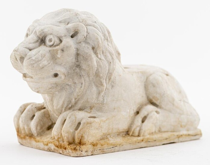 Renaissance Style Carved Marble Lion Sculpture