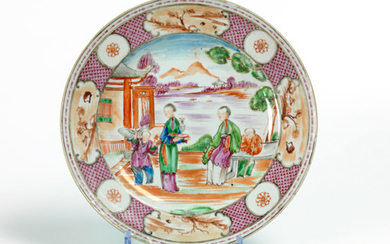 Round plate in porcelain with mandarin. China, India...