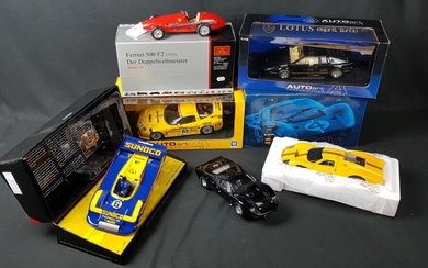 SIX VOITURES échelle 1/18 : 1x Auto-Art Performance Lotus Esprit Turbo 1x Auto-Art Racing Division...