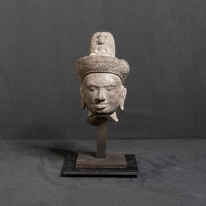 Sculpture - Sandstone - Male deity head - very likely Lokeshvara- Cambodia - Angkor Vat (1100-1175)