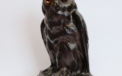 Sculpture, figure of a wise owl with glass eyes - Art Deco - Bronze (patinated) - Early 20th century