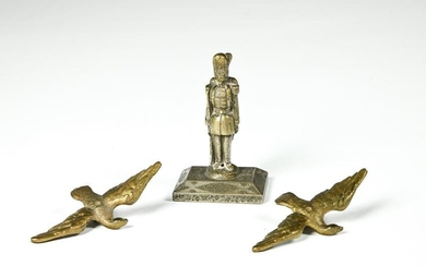 Small sculpture and two eagles