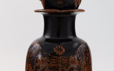 Stig Lindberg (1916-1982), Gustavsberg Studio pottery decanter in ceramics. The stopper in form of a