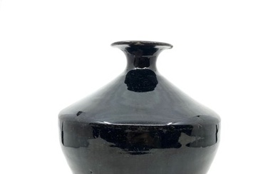 Stoneware Ancient Chinese, Song Dynasty small bottle, 22 cm. (ca 960 – 1279 AD). - 22 cm
