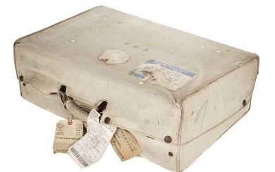 Suitcase. Early 20th-century crocodile skin suitcase