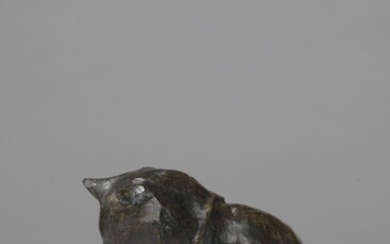 Théophile Alexandre STEINLEN (1859-1923) Chat angora assis Bronze à patine brune. Signé Steinlen. H. 7,8...