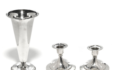Vase og lysestaker Sølv. Br. Lohne og Th. Marthinsen. 1900-tallets...