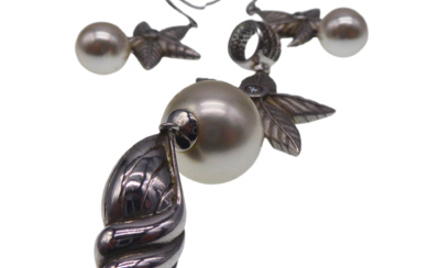 WONDERFUL PENDANT WITH MATCHING EARRINGS MADE OF 925 SILVER - SHELL AND STARFISH.