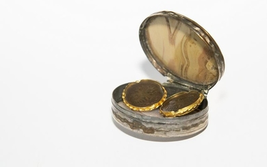 Yellow gold copper coin cufflinks in an agate silver