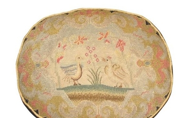 1 Cushion with old tapestry.