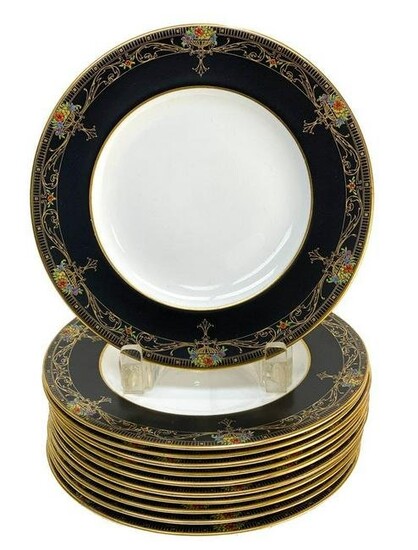 11 Royal Worcester Porcelain Dessert Plates, circa 1900