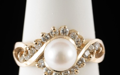14K Gold, Pearl & Diamond Ring
