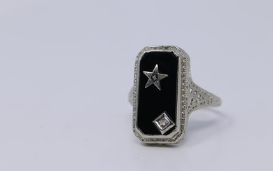 14Kt Art Deco Filgree Diamond Ring