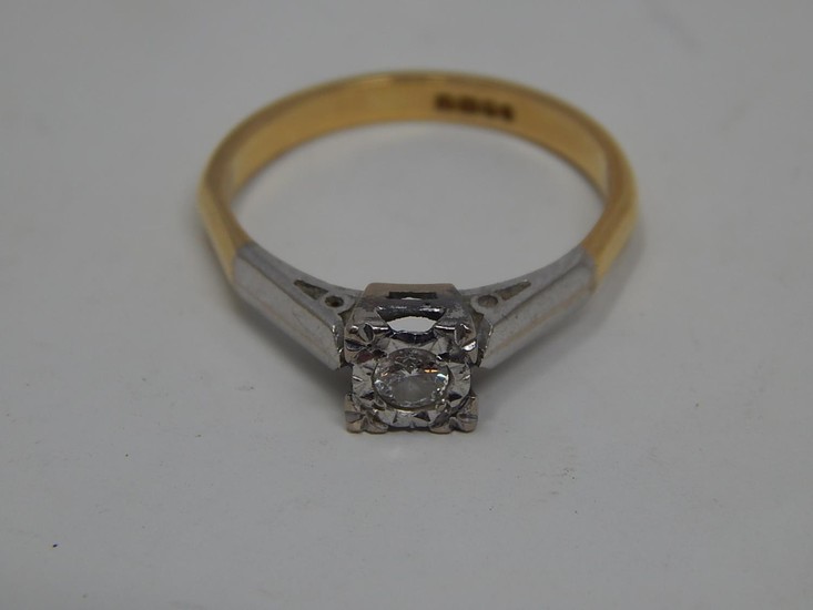18ct Gold Solitaire Diamond Ring: Illusion Set with a 0.15ct...