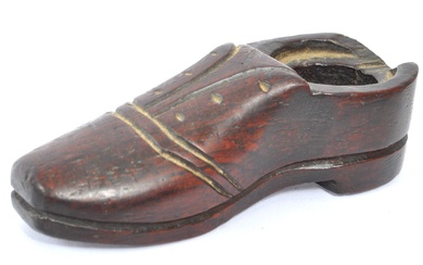 19TH CENTURY APPRENTICE PIECE WOODEN CARVED SHOE