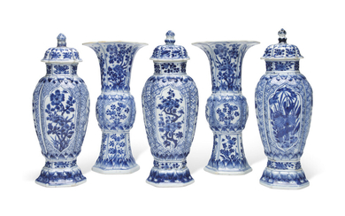 A CHINESE BLUE AND WHITE FIVE-PIECE GARNITURE, KANGXI PERIOD (1662-1722)