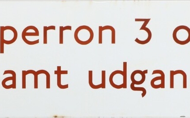 “Til perron 3 og 4 samt udgang”. DSB Danish Rail enamel sign. H. 53. L. 160 cm.