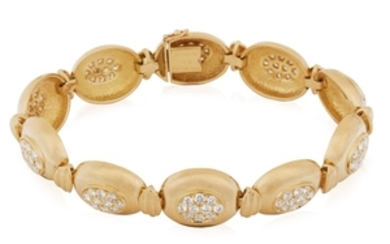 VAN CLEEF & ARPELS DIAMOND AND GOLD BRACELET